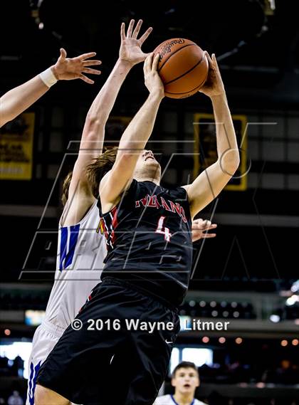 Thumbnail 1 in Holy Cross vs Newport Central Catholic (Ninth Region Semifinal) photogallery.