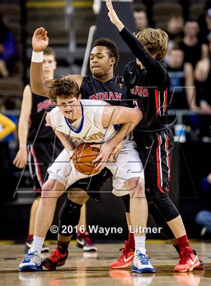 Thumbnail 1 in Holy Cross vs Newport Central Catholic (Ninth Region Semifinal) photogallery.