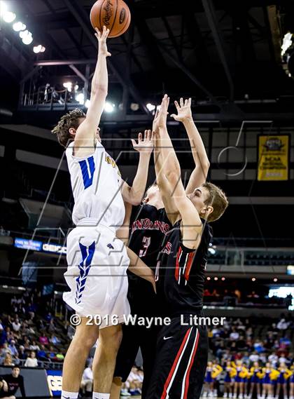 Thumbnail 1 in Holy Cross vs Newport Central Catholic (Ninth Region Semifinal) photogallery.
