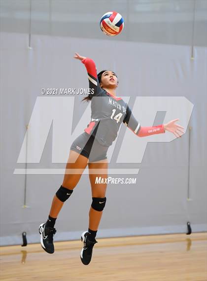 Thumbnail 3 in Millennium vs. Mater Dei (Nike Tournament of Champions) photogallery.