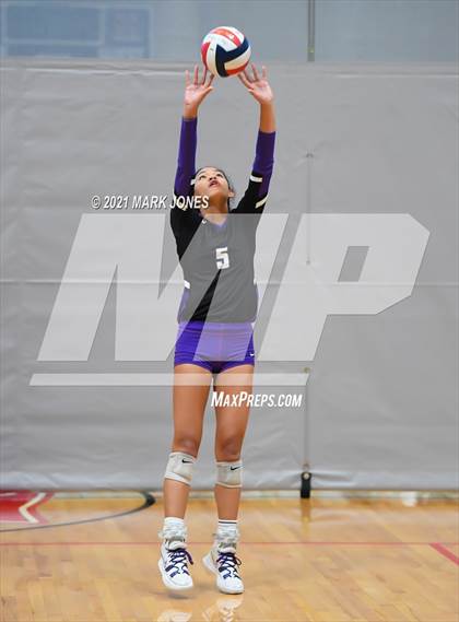 Thumbnail 1 in Millennium vs. Mater Dei (Nike Tournament of Champions) photogallery.