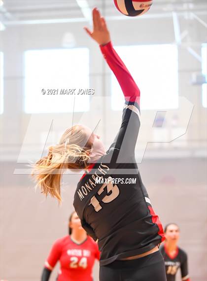 Thumbnail 3 in Millennium vs. Mater Dei (Nike Tournament of Champions) photogallery.