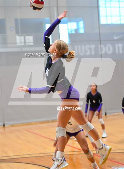 Thumbnail 1 in Millennium vs. Mater Dei (Nike Tournament of Champions) photogallery.