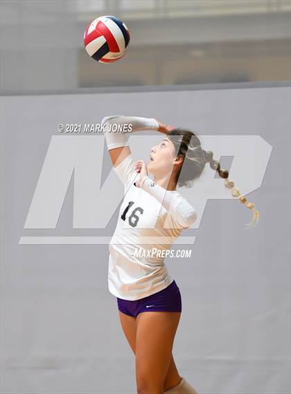 Thumbnail 3 in Millennium vs. Mater Dei (Nike Tournament of Champions) photogallery.
