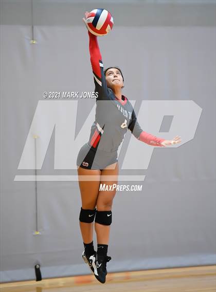 Thumbnail 2 in Millennium vs. Mater Dei (Nike Tournament of Champions) photogallery.