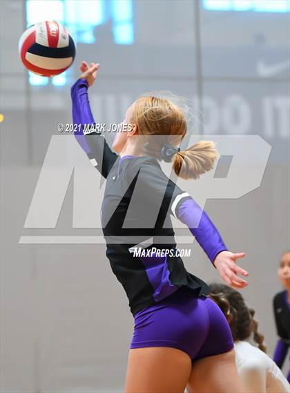 Thumbnail 1 in Millennium vs. Mater Dei (Nike Tournament of Champions) photogallery.