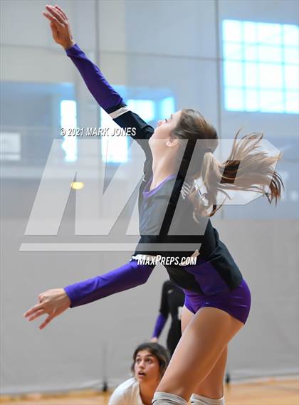 Thumbnail 1 in Millennium vs. Mater Dei (Nike Tournament of Champions) photogallery.