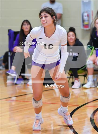 Thumbnail 2 in Millennium vs. Mater Dei (Nike Tournament of Champions) photogallery.