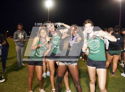 Thumbnail 3 in FHSAA 3A District 3 (Awards) photogallery.