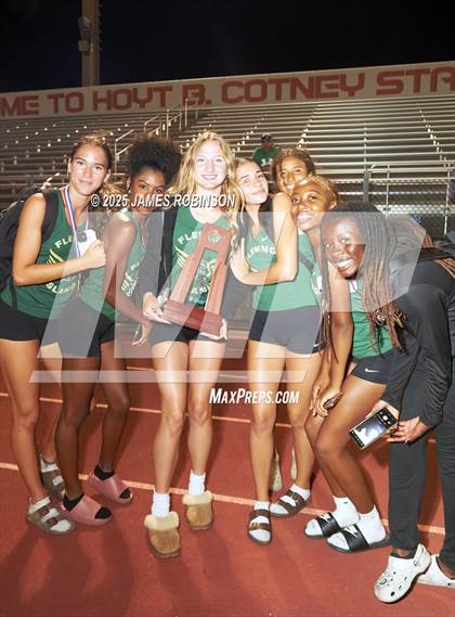 Thumbnail 2 in FHSAA 3A District 3 (Awards) photogallery.