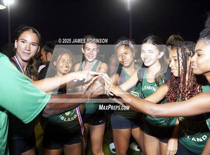 Thumbnail 2 in FHSAA 3A District 3 (Awards) photogallery.