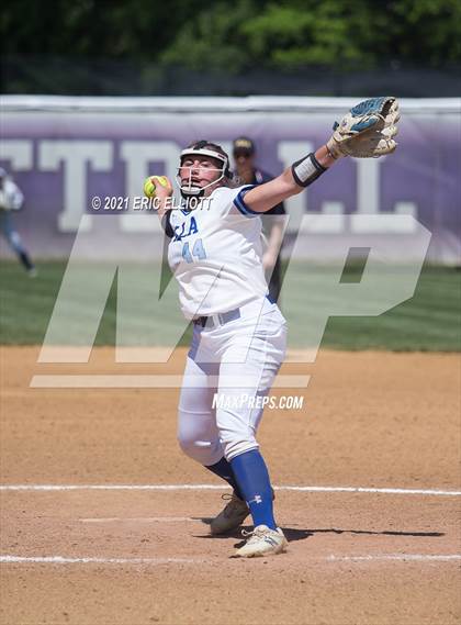 Thumbnail 3 in Villa Maria Academy vs Franklin (PIAA D10 4A Championship) photogallery.