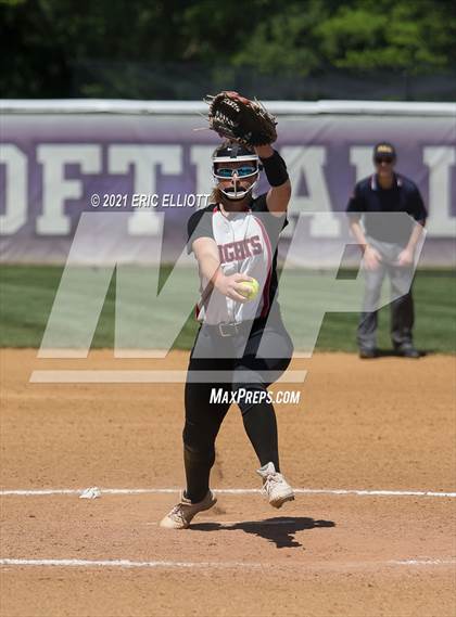 Thumbnail 3 in Villa Maria Academy vs Franklin (PIAA D10 4A Championship) photogallery.