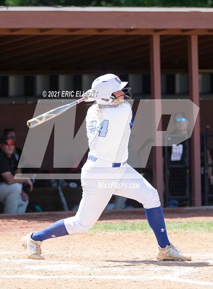 Thumbnail 3 in Villa Maria Academy vs Franklin (PIAA D10 4A Championship) photogallery.