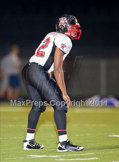 Thumbnail 2 in Terry vs. Manvel (4A Region 3 Bi-District Playoffs) photogallery.