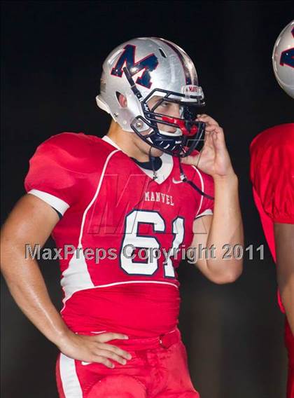Thumbnail 2 in Terry vs. Manvel (4A Region 3 Bi-District Playoffs) photogallery.