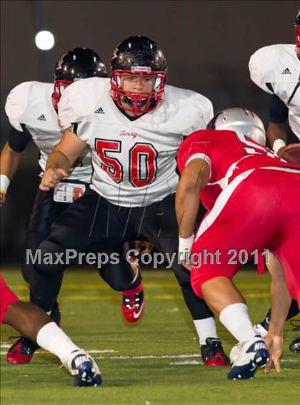 Thumbnail 2 in Terry vs. Manvel (4A Region 3 Bi-District Playoffs) photogallery.