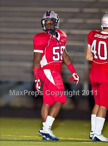 Thumbnail 2 in Terry vs. Manvel (4A Region 3 Bi-District Playoffs) photogallery.