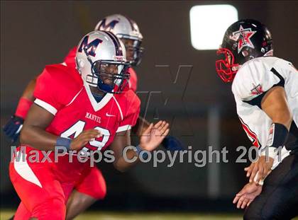 Thumbnail 3 in Terry vs. Manvel (4A Region 3 Bi-District Playoffs) photogallery.