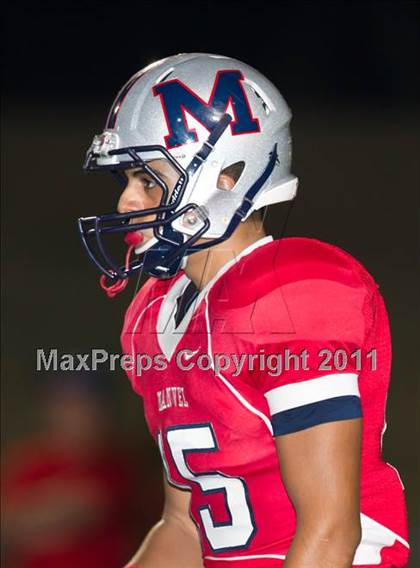 Thumbnail 2 in Terry vs. Manvel (4A Region 3 Bi-District Playoffs) photogallery.