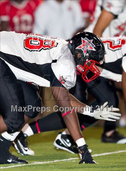 Thumbnail 3 in Terry vs. Manvel (4A Region 3 Bi-District Playoffs) photogallery.