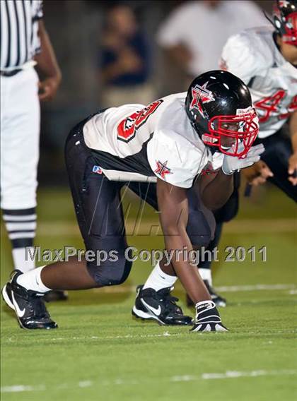 Thumbnail 2 in Terry vs. Manvel (4A Region 3 Bi-District Playoffs) photogallery.