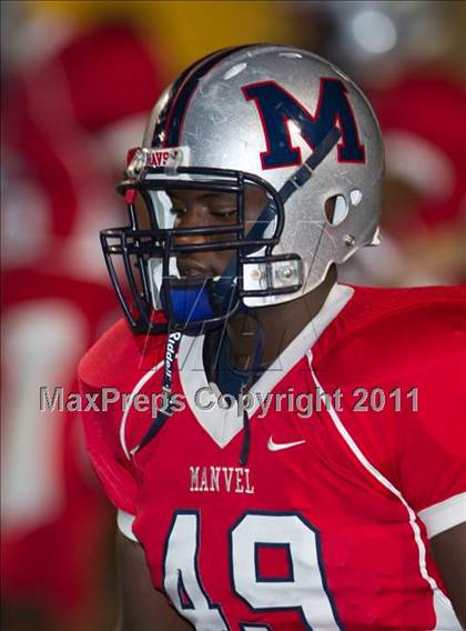 Thumbnail 1 in Terry vs. Manvel (4A Region 3 Bi-District Playoffs) photogallery.