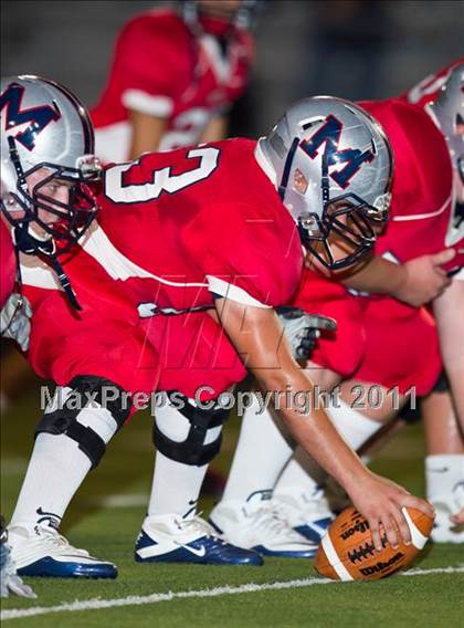 Thumbnail 1 in Terry vs. Manvel (4A Region 3 Bi-District Playoffs) photogallery.