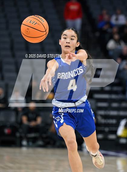 Thumbnail 2 in Rancho Bernardo vs. Caruthers (CIF State D2 Final) photogallery.