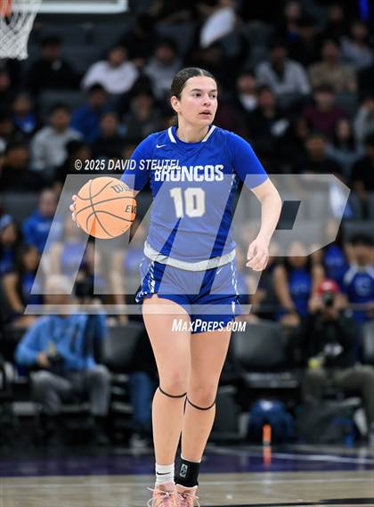 Thumbnail 3 in Rancho Bernardo vs. Caruthers (CIF State D2 Final) photogallery.