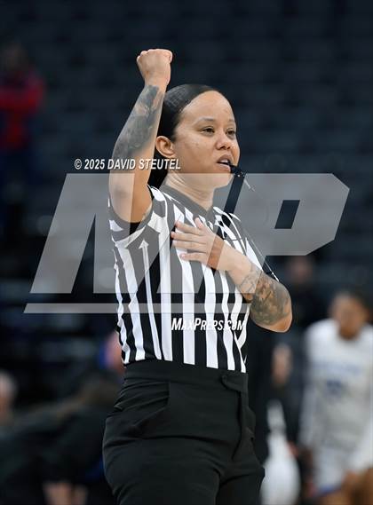 Thumbnail 3 in Rancho Bernardo vs. Caruthers (CIF State D2 Final) photogallery.