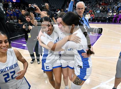 Thumbnail 3 in Rancho Bernardo vs. Caruthers (CIF State D2 Final) photogallery.