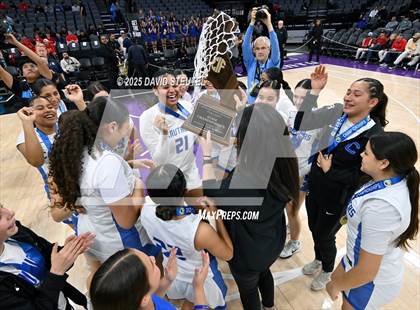 Thumbnail 1 in Rancho Bernardo vs. Caruthers (CIF State D2 Final) photogallery.