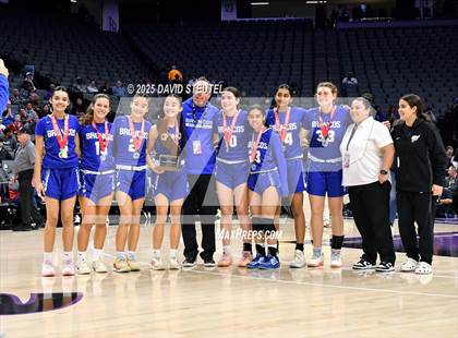 Thumbnail 2 in Rancho Bernardo vs. Caruthers (CIF State D2 Final) photogallery.