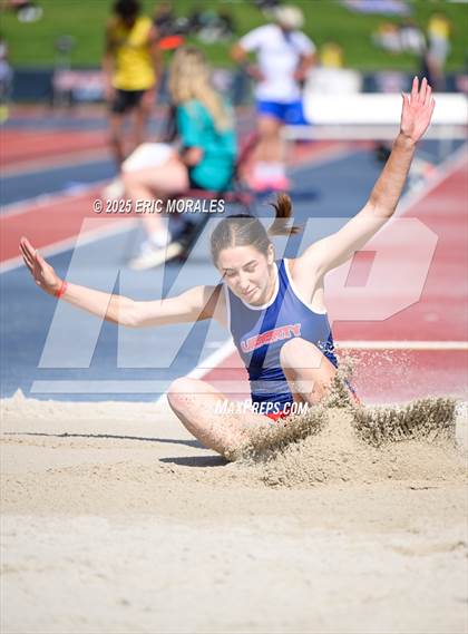 Thumbnail 3 in West Coast Relays (Field Events) photogallery.