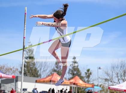 Thumbnail 2 in West Coast Relays (Field Events) photogallery.