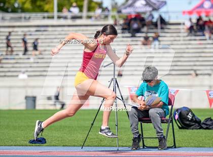 Thumbnail 1 in West Coast Relays (Field Events) photogallery.
