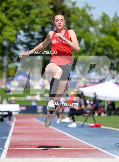 Thumbnail 3 in West Coast Relays (Field Events) photogallery.