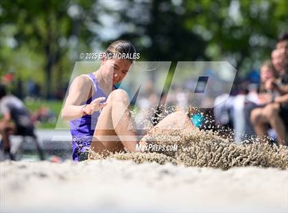 Thumbnail 2 in West Coast Relays (Field Events) photogallery.