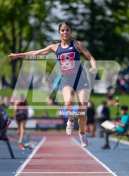 Thumbnail 1 in West Coast Relays (Field Events) photogallery.