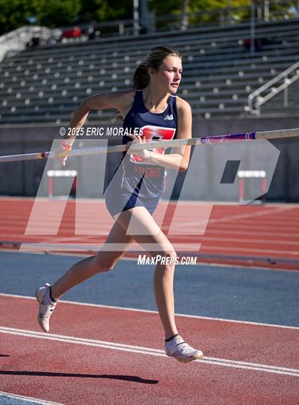 Thumbnail 2 in West Coast Relays (Field Events) photogallery.