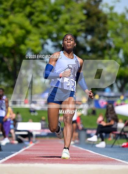 Thumbnail 3 in West Coast Relays (Field Events) photogallery.