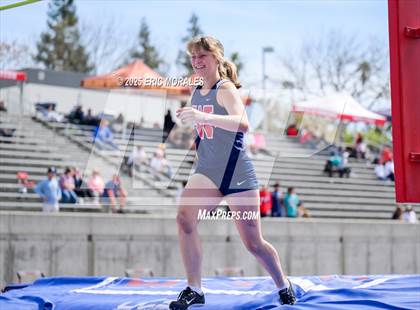 Thumbnail 2 in West Coast Relays (Field Events) photogallery.