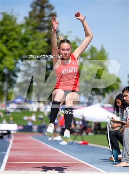 Thumbnail 3 in West Coast Relays (Field Events) photogallery.
