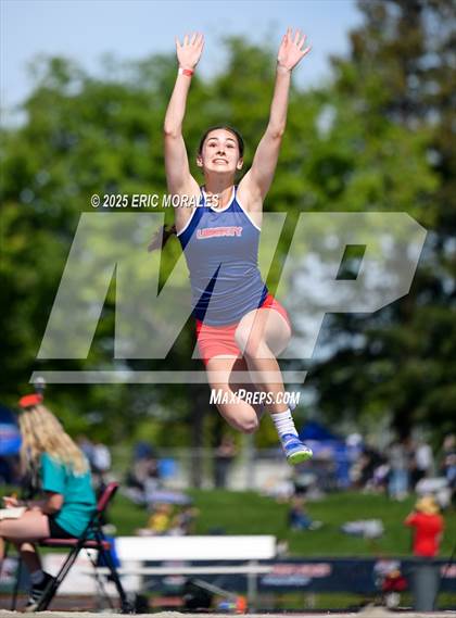 Thumbnail 2 in West Coast Relays (Field Events) photogallery.