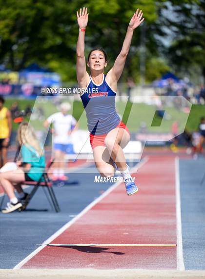 Thumbnail 1 in West Coast Relays (Field Events) photogallery.