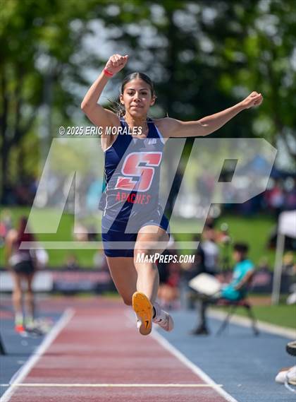 Thumbnail 2 in West Coast Relays (Field Events) photogallery.