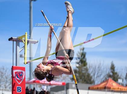 Thumbnail 2 in West Coast Relays (Field Events) photogallery.
