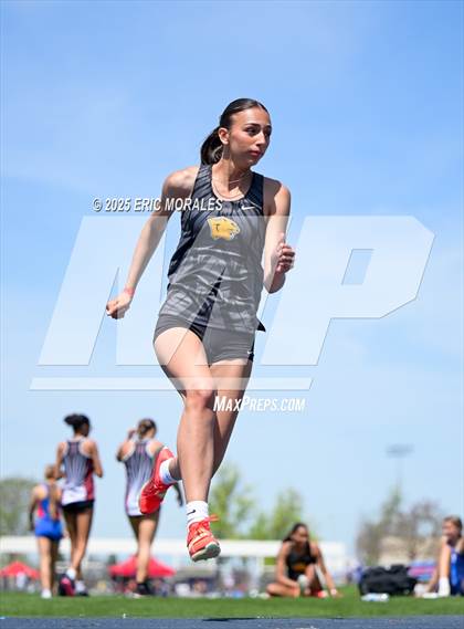 Thumbnail 2 in West Coast Relays (Field Events) photogallery.