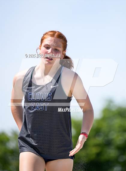 Thumbnail 3 in West Coast Relays (Field Events) photogallery.